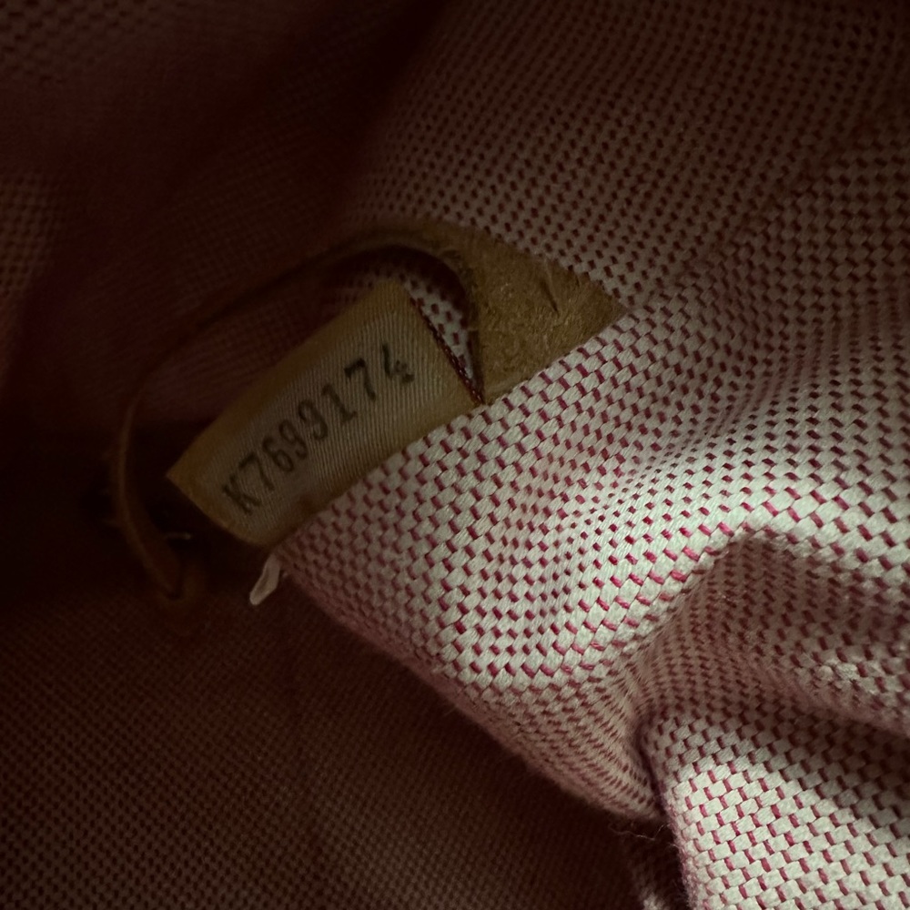 Dooney & Bourke y2k weekend duffel Bag - Picture 8 of 12